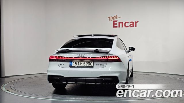 Audi A7 55 TFSI Quattro Premium - фото 3