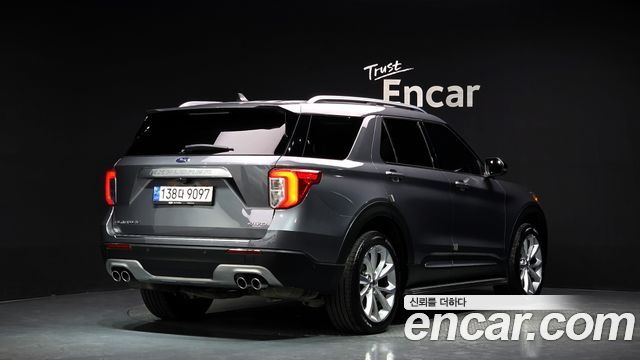 Ford Explorer 6-го поколения 3.0 Platinum 4WD - фото 1