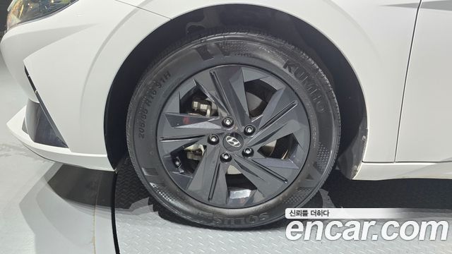 Hyundai Avante CN7, гибрид Smart - фото 4