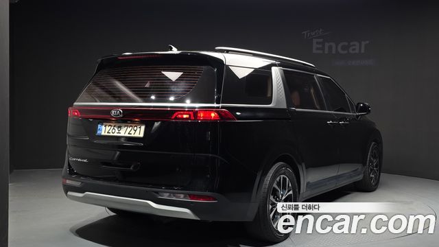 Kia Carnival 4-го поколения 9-Seater Prestige - фото 1