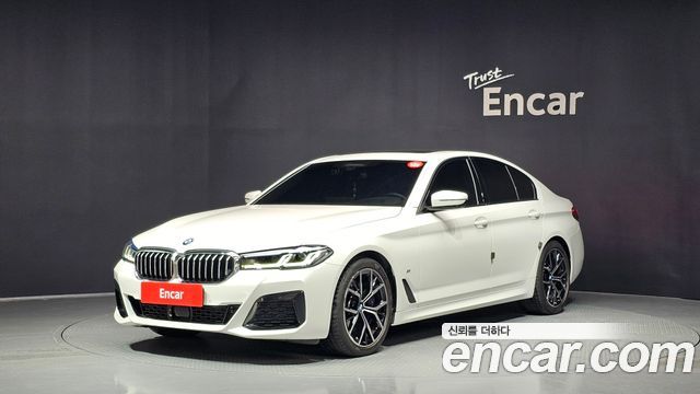 BMW 5-Series G30 530i M Sport Package - фото 0