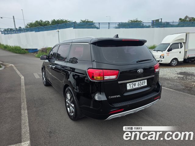 Kia Carnival Совершенно новый 9-seater Prestige - фото 1