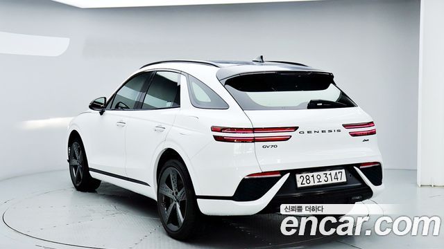 Genesis GV70 2.2 Diesel AWD - фото 3