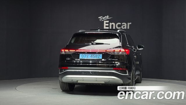 Audi Q4 e-tron F4 40 Premium - фото 3