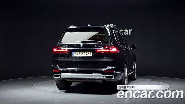 BMW X7 G07 xDrive 40i Design Pure Excellence 7-Seater - фото 3