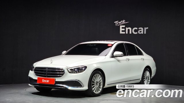 Mercedes-Benz E-Class W213 E250 Exclusive - фото 0