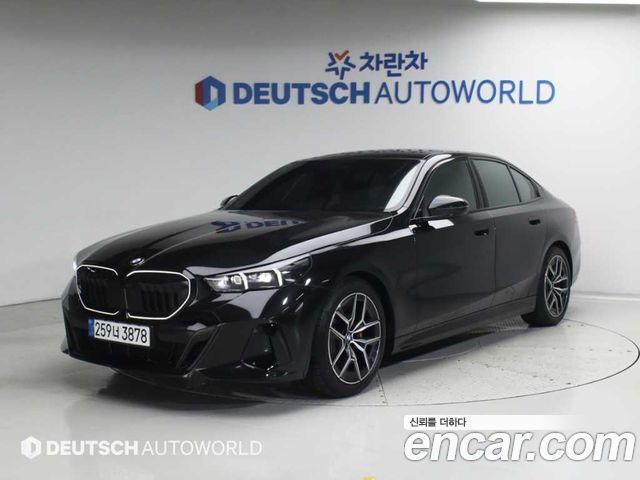 BMW 5-Series G60 520i Special Edition - фото 0