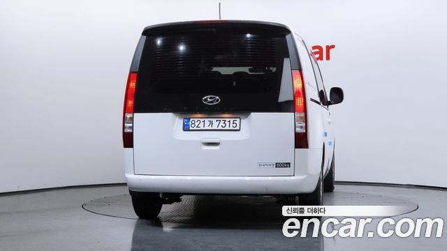 Hyundai Staria Cargo 5-Seater Smart - фото 3