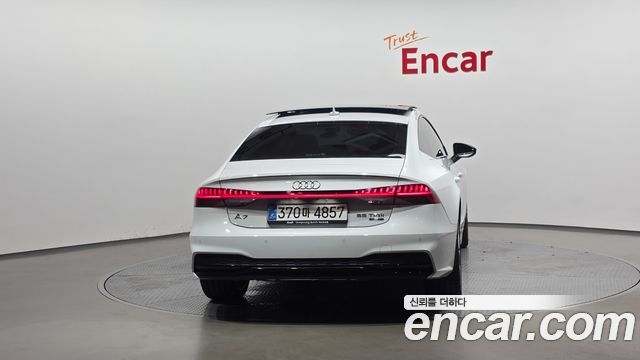 Audi A7 55 TFSI Quattro Premium - фото 3