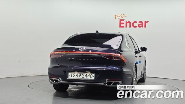 Hyundai Grandeur Новый IG 2.5 Calligraphy - фото 3