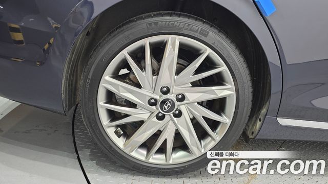 Hyundai Grandeur Новый IG 2.5 Calligraphy - фото 4