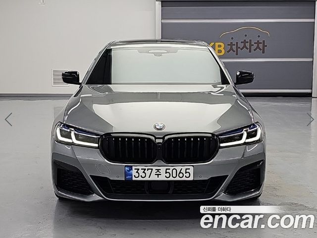 BMW 5-Series G30 530i M Sport Package - фото 1