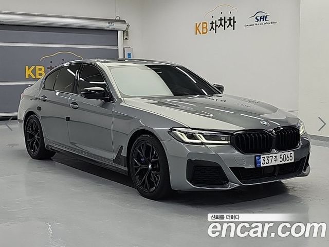 BMW 5-Series G30 530i M Sport Package - фото 3