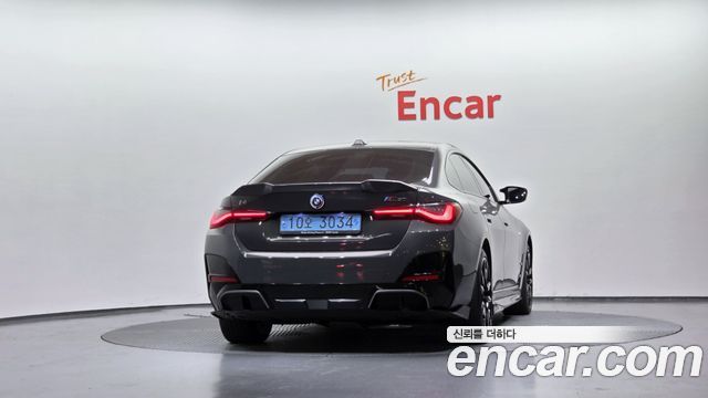BMW i4 M50 Pro - фото 3