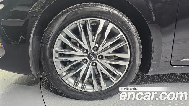 Kia K7 Premier 3.0 LPI Trendy(Rented Car) - фото 4