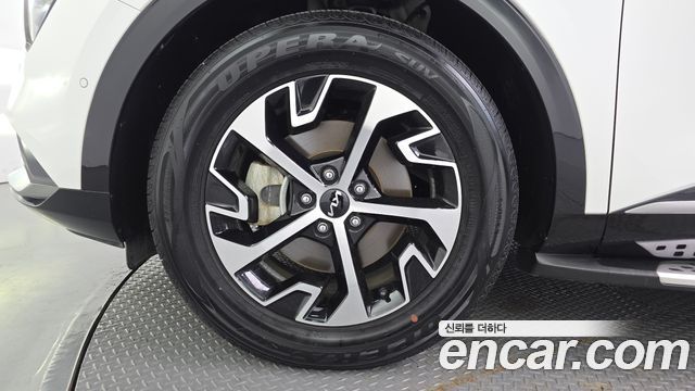 Kia Sportage 5-го поколения, гибрид Signature 2WD - фото 4