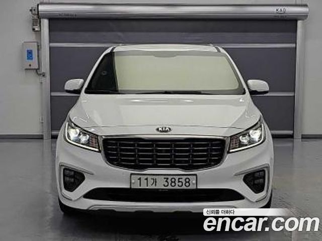 Kia Carnival Новый 9-Seater Noblesse - фото 0