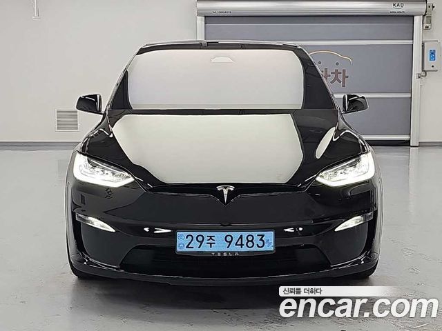 Tesla Model X AWD - фото 1