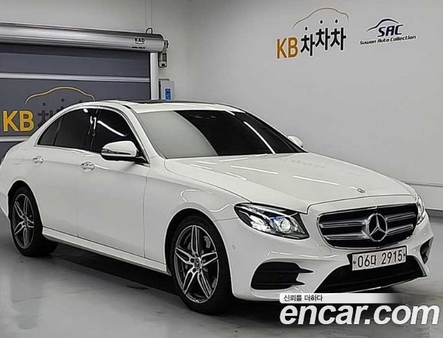 Mercedes-Benz E-Class W213 E300 AMG Line - фото 3