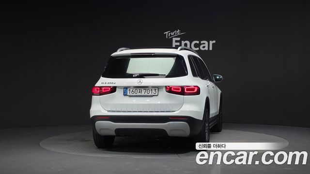 Mercedes-Benz GLB-Class X247 GLB200 d - фото 3