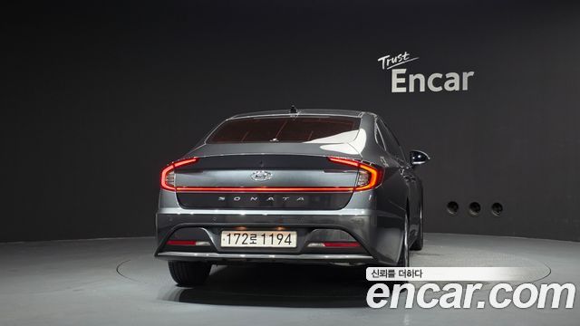 Hyundai Sonata DN8 2.0 Premium Family - фото 3