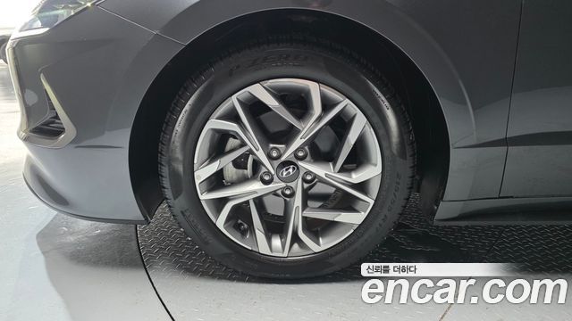 Hyundai Sonata DN8 2.0 Premium Family - фото 4