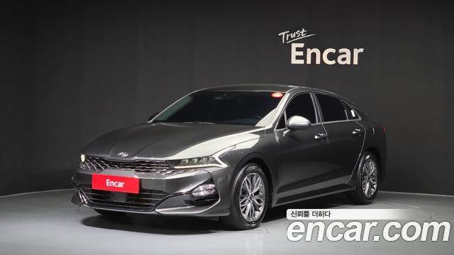 Kia K5 3-го поколения 2.0 Prestige - фото 0