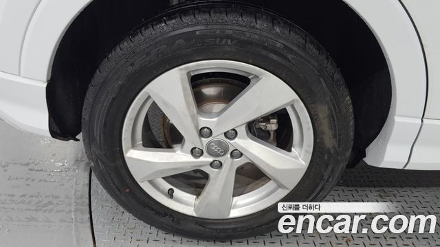 Audi Q3 F3 35 TDI Premium - фото 3
