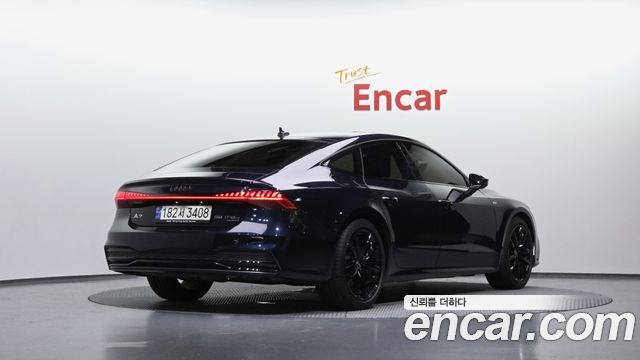 Audi A7 55 TFSI e Quattro Premium - фото 1