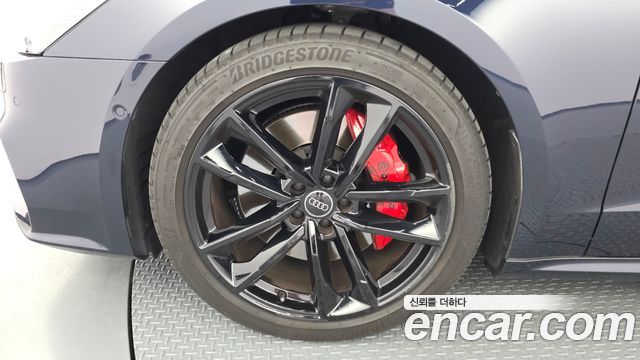 Audi A7 55 TFSI e Quattro Premium - фото 4