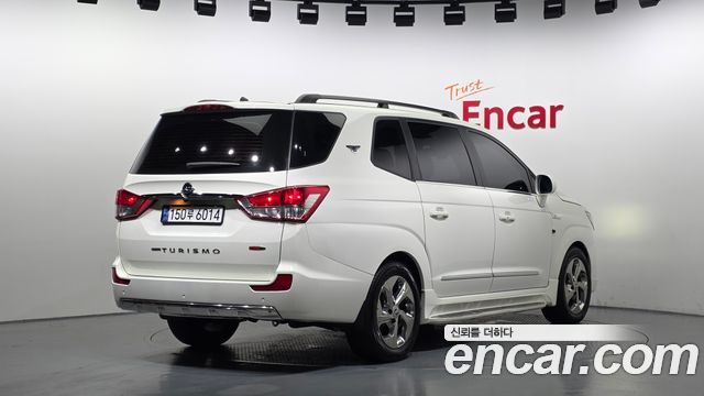 SsangYong Korando 4WD Extreme Sport 9-Seater - фото 1