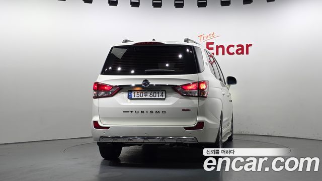SsangYong Korando 4WD Extreme Sport 9-Seater - фото 3