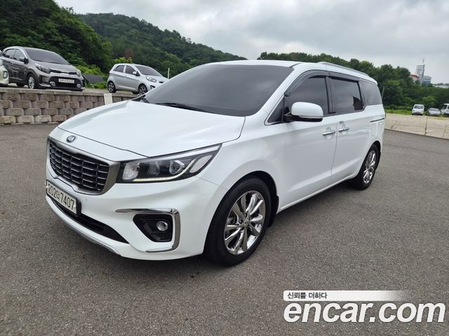 Kia Carnival Новый 9-Seater Prstige - фото 1