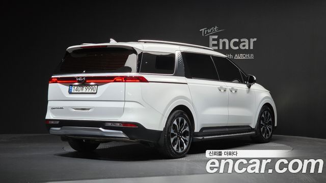 Kia Carnival 4-го поколения 9-Seater Noblesse - фото 0