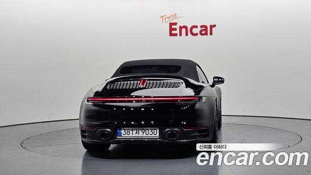 Porsche 911 Carrera 4S Cabriolet - фото 3