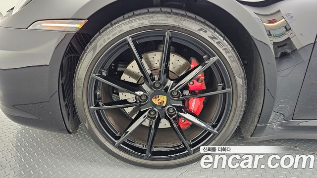 Porsche 911 Carrera 4S Cabriolet - фото 4