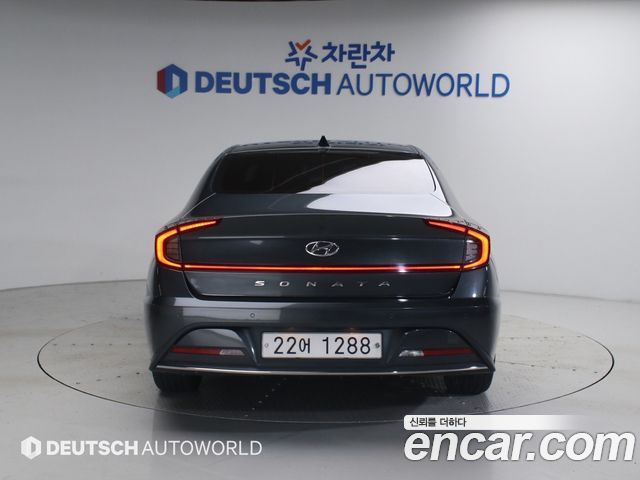Hyundai Sonata DN8 2.0 Premium Family - фото 3