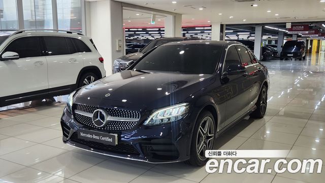Mercedes-Benz C-Class W205 C200 AMG Line - фото 0