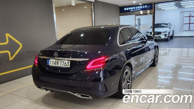 Mercedes-Benz C-Class W205 C200 AMG Line - фото 1