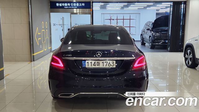 Mercedes-Benz C-Class W205 C200 AMG Line - фото 3