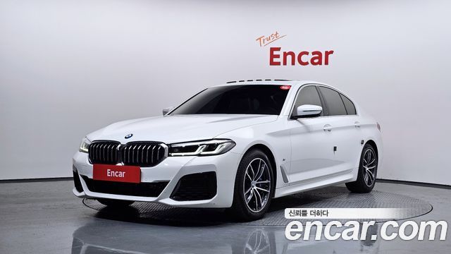 BMW 5-Series G30 523d M Sport - фото 0