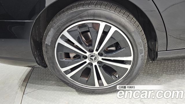 Mercedes-Benz E-Class W213 E300 Avantgarde - фото 4