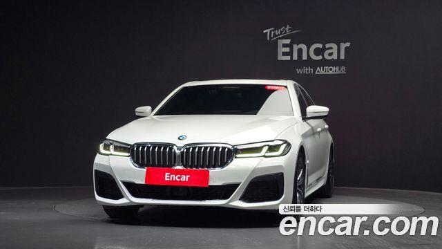 BMW 5-Series G30 523d xDrive M Sport - фото 1