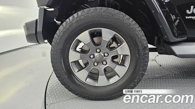 Jeep Wrangler JL 2.0 Overland 4Door - фото 4