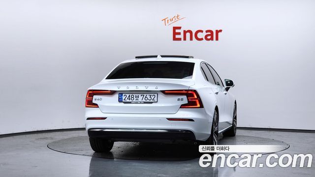 Volvo S60 3-го поколения B5 Ultimate Bright - фото 3
