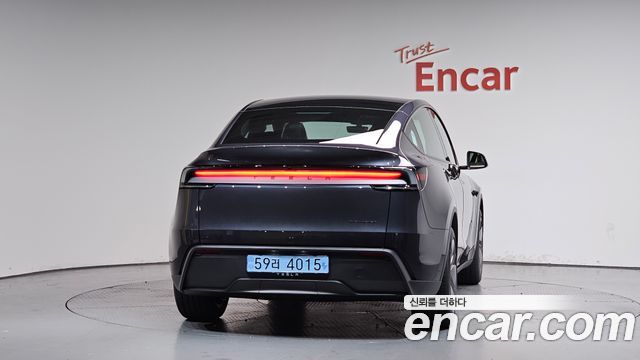 Tesla Model Y Premium Long Range AWD - фото 2