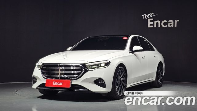 Mercedes-Benz E-Class W214 E300 4MATIC Exclusive - фото 0