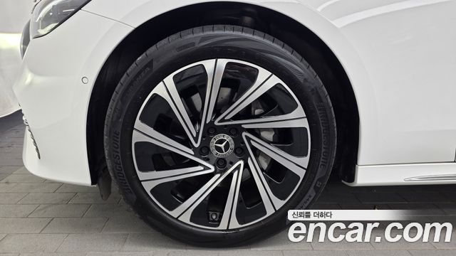Mercedes-Benz E-Class W214 E300 4MATIC Exclusive - фото 4