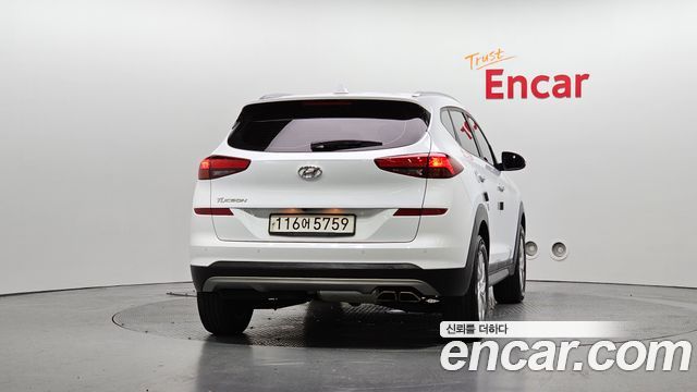 Hyundai Tucson Совершенно новый Diesel 2.0 2WD Modern - фото 3