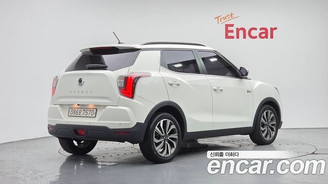 SsangYong Tivoli Gasoline 1.5 2WD V3 - фото 1